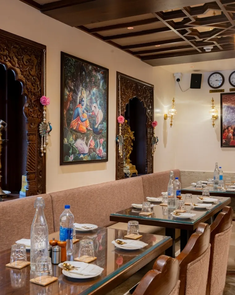 GovindasGirgaonChowpatty